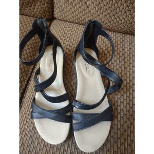 Hush Puppies women's Lyricale Backzip Gladiator Sandals Leather Black